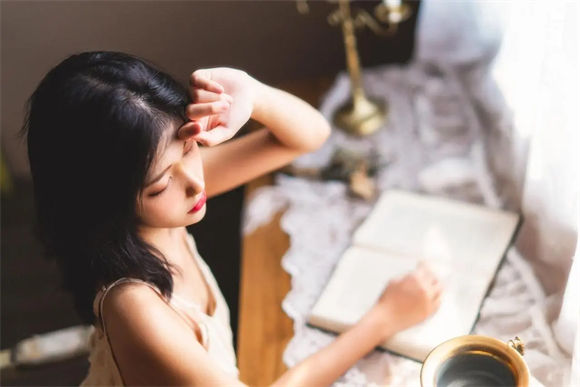 麻花豆传媒剧吴梦梦免费颠覆传统设计思路,网友:成就巅峰榜首!