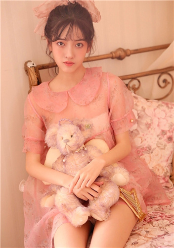 美女大秀直播的草莓视频app下载截图2