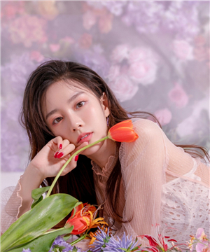 日韩无人区一卡2卡三卡4卡仙精品版截图3