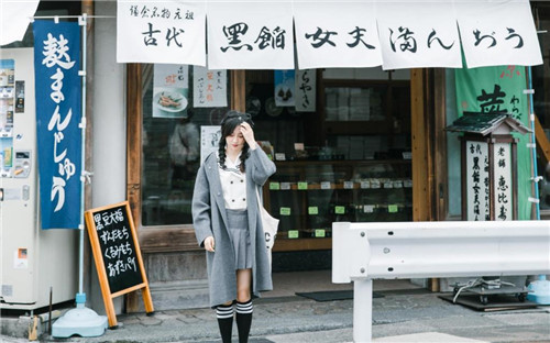 无人在线观看完整免费版视频高清版：一款所有的视频资源都可以免费看的播放软件