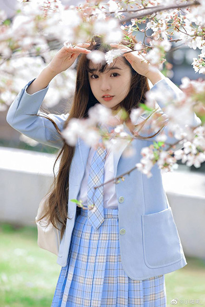 一二三四视频社区在线播放百度最新版截图2