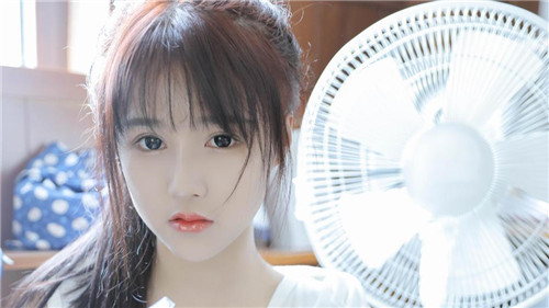 凌晨三点看的片www动漫无限观看：一款盛宴画面非常多的视频应用