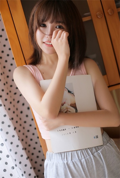 18岁污榴莲丝瓜草莓秋2023无限制版截图2