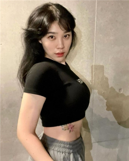 草莓秋葵黄瓜丝瓜芭乐绿巨人污精简版截图1