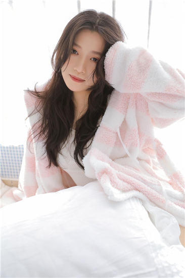 草莓樱桃丝瓜绿巨人秋葵香蕉安卓解锁版下载截图1