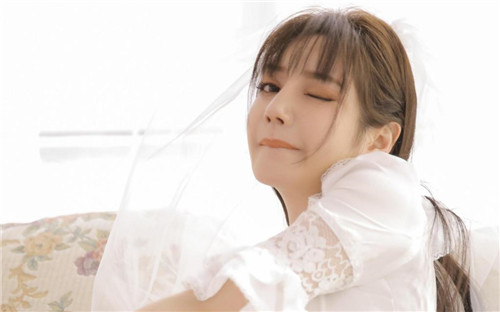 野花日本HD免费完整版高清版中文版:一款小伙伴们都可以无限看视频的播放软件