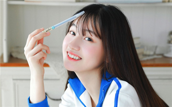 秋葵丝瓜草莓绿巨人葫芦娃无限看：移动过程都可以观看视频的软件