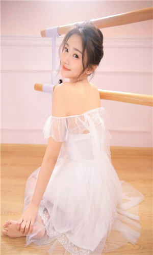 美好的夜晚从花季传媒开始视频最新版截图3