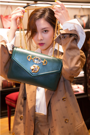 富二代app官方解锁版下载安卓截图3