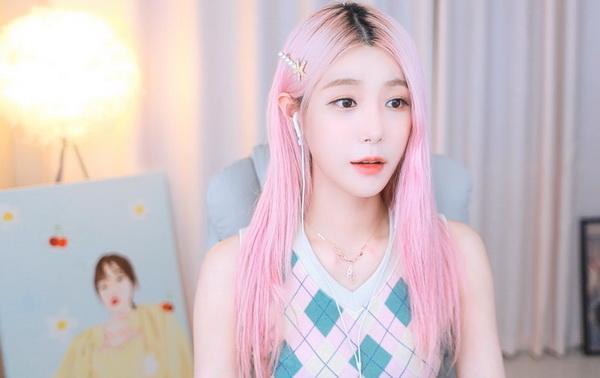 18岁女rapperdisssubs大豆网被指是仙踪林的前身，老粉丝：确实是！