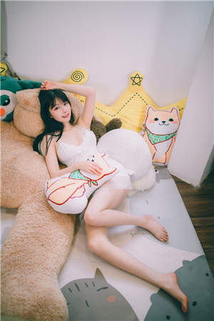 铁头英雄无限金币皇冠版截图2