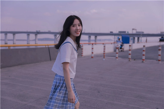 香蕉榴莲丝瓜草莓污免费下载污版:轻松解闷的播放器