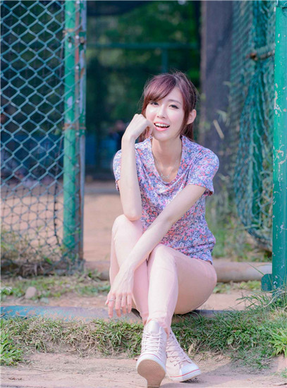 草莓榴莲芭乐丝瓜小猪鸭脖免费看截图3