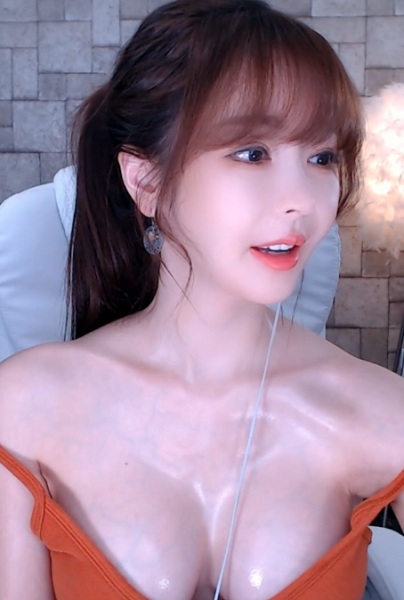 成版人豆奶视频污破解版截图1