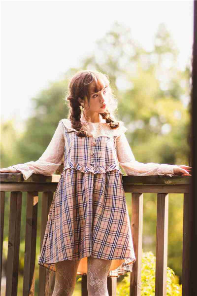 成版人蕾丝视频老版本截图1