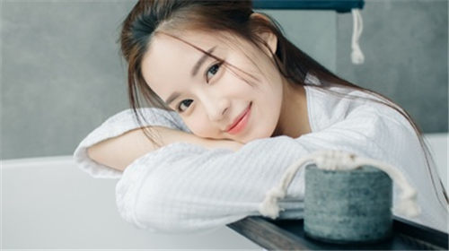 8567.T∨奶昔直播app最新版:一个有超多高颜值美女的火热直播平台