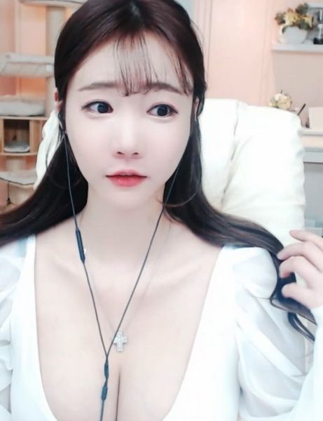 秋葵App破解版无限制截图3