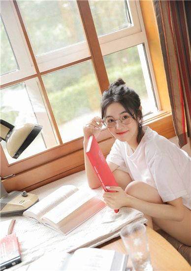 野花成版人视频免费观看app截图3