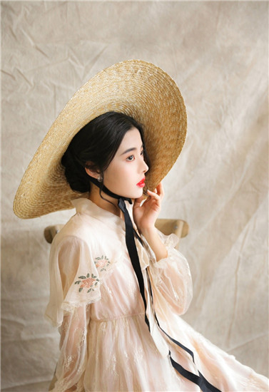 天堂а√在线中文在线无限制播放:所有视频都是拥有中文字幕!