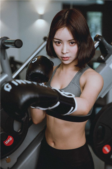 秋葵视频丝瓜视频草莓视频绿巨人免费版截图1