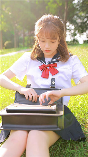 花季传媒app下载安装正式版截图4