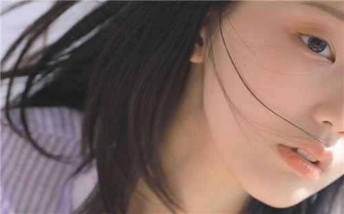 在线观看草莓视频mv的免费网站无限看:视频资源都可以免费观看的播放软件