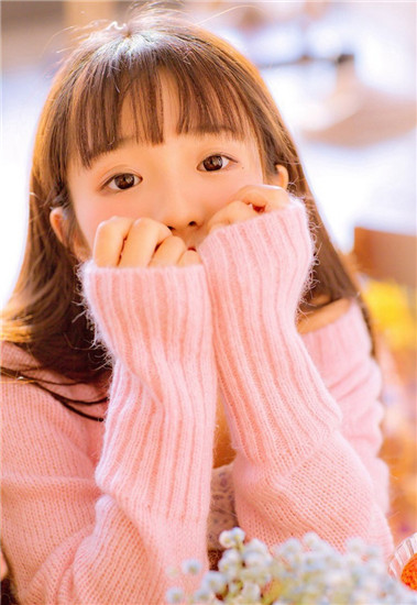 芭比视频官方app下载ios版其中许多视频无需等待直接看!正版电影随意点播!