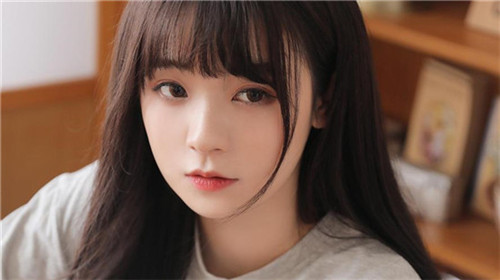 √天堂资源最新版中文资源免费版:免费特权绝对看片看过瘾