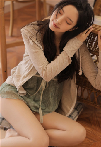 秋葵视频榴莲视频草莓视频截图1