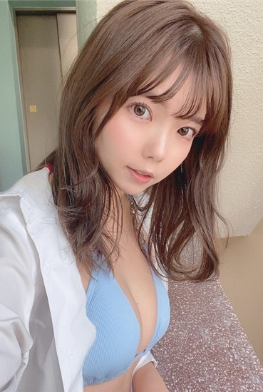 草莓香蕉樱桃黄瓜丝瓜榴莲绿巨人在线观看免费下载截图3