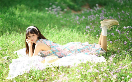 忘忧草在线社区WWW中国中文无广告版：一款不受限制的高清视频软件