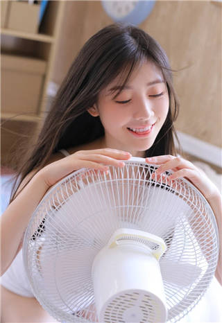 色多多人成污app下载免费截图2