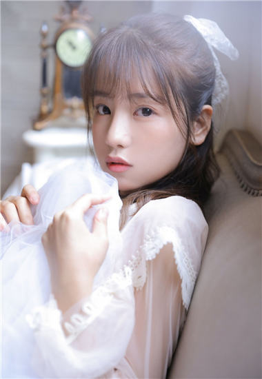 草莓秋葵菠萝蜜黄瓜丝瓜绿巨人在线观看截图1