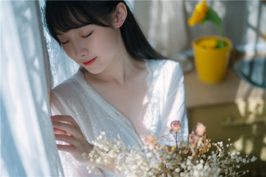 草莓荔枝黄瓜榴莲菠萝蜜最新版：播放非常丝滑无广告