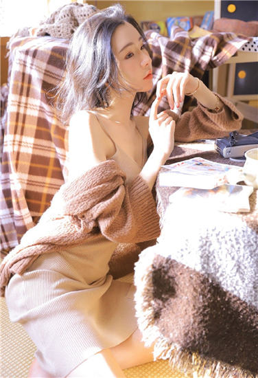 草莓丝瓜香蕉向日葵榴莲18岁绿巨人截图1