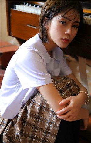 草莓丝瓜黄瓜绿巨人秋葵苹果无限制版截图1