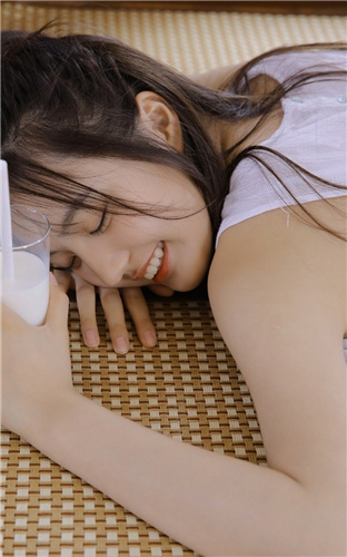 秋葵视频解锁版无限制次数截图2