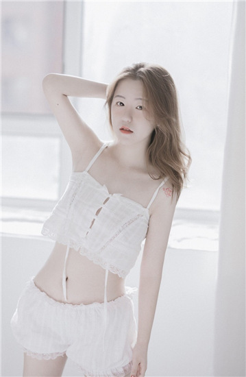 茄子香蕉榴莲草莓绿巨人截图4