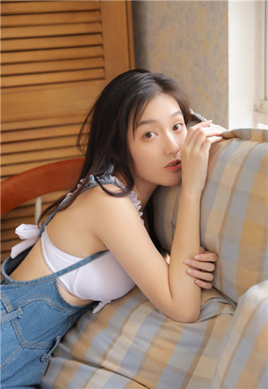 榴莲视频APP释放深夜的自己截图3