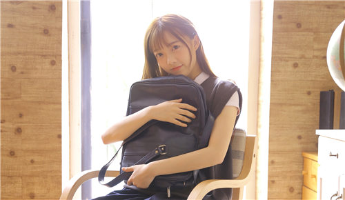 日本zljzljzljzlj视频中文版被指有海量黑料视频,网友回应:确实很多!