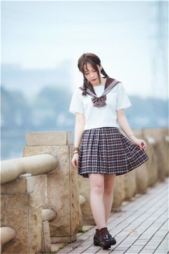 绿巨人www观看免费高清截图3