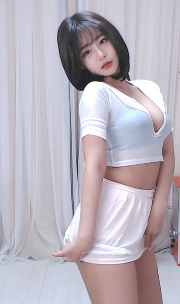 富二代成版人短视频app免费版截图2