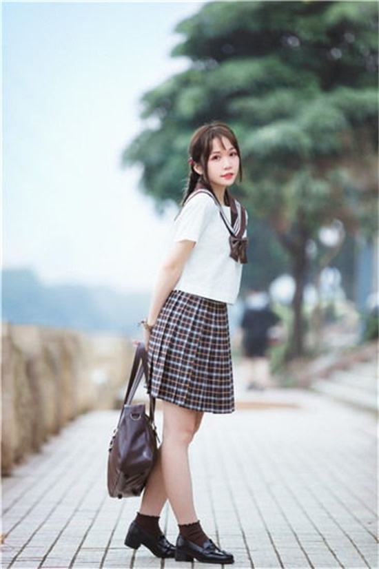 绿巨人www观看免费高清截图1