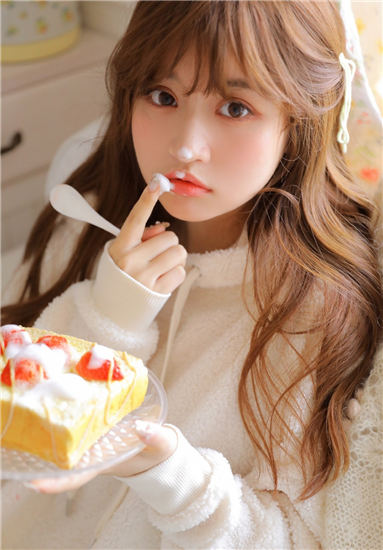 小蓝视频勇敢做自己在线观看免费版截图2