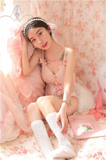 秋葵视频绿巨人观看截图2