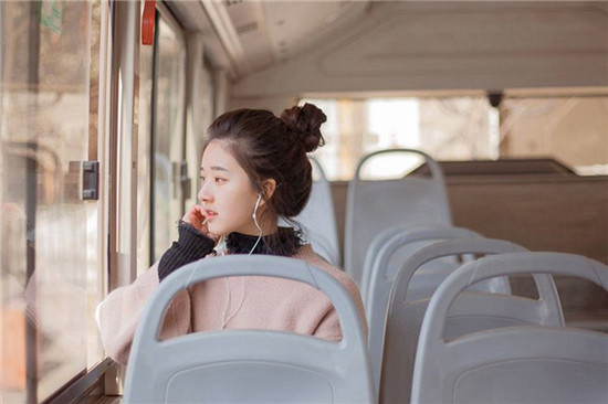 草莓榴莲丝瓜芭乐秋葵黄瓜安卓版：为用户们带来各种精彩赛事直播的直播软件平台