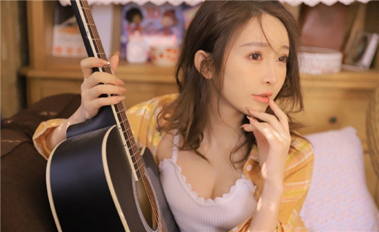 芭乐香蕉草莓蜜桃榴莲:是一款让你们观影比较自由的播放器