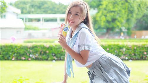 日韩成人一区二区三区在线观看中文播放版宣布召回老牌女主播！网友夸赞：明智之举！