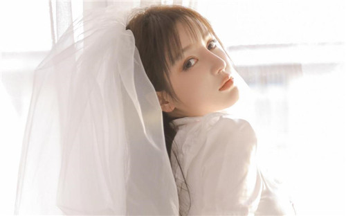 one一个就够了app色板精品版：一款小伙伴们都可以免费看视频的播放软件