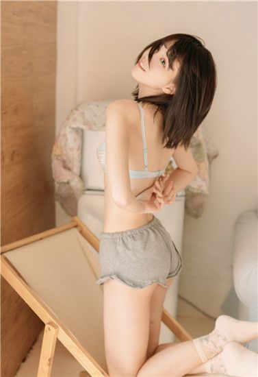 丝瓜草莓视频APP深夜释放自己一个人截图4